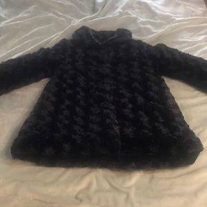 Girls Calvin Klein faux fur dress coat. Size 4